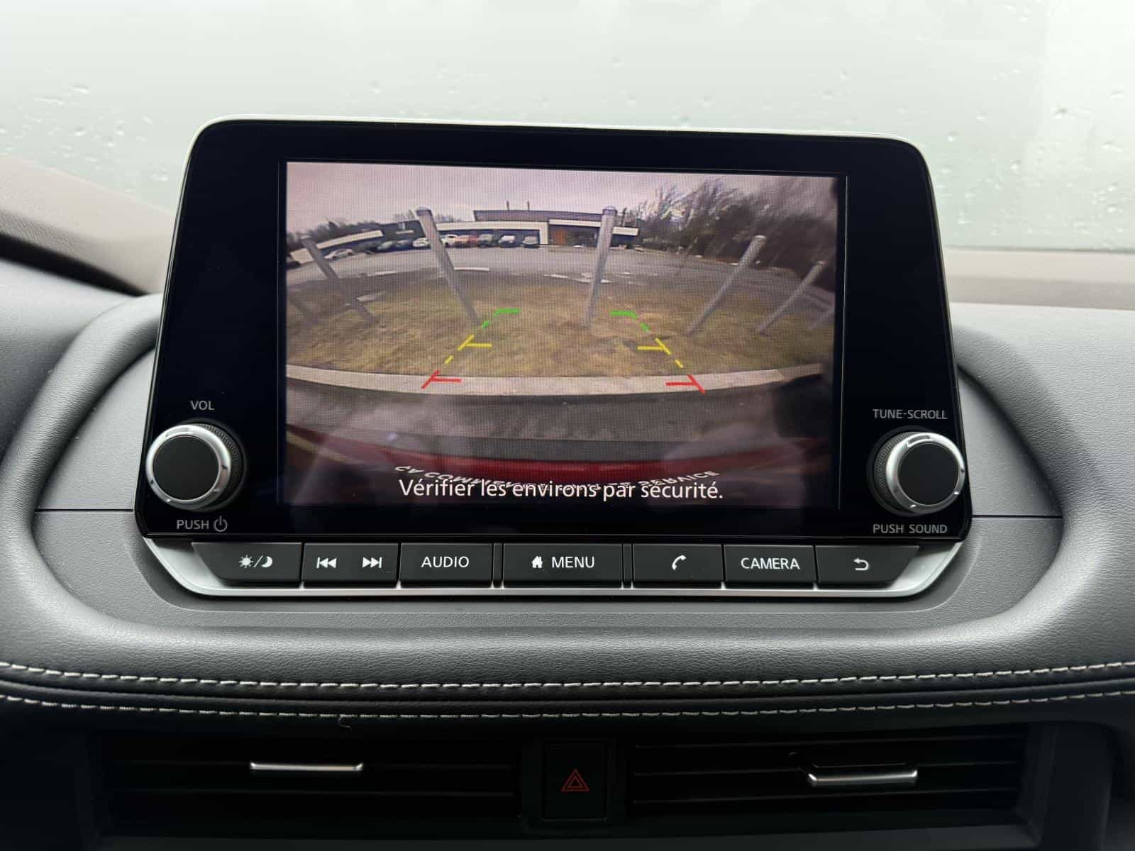 2023 Nissan Rogue S - Image 20