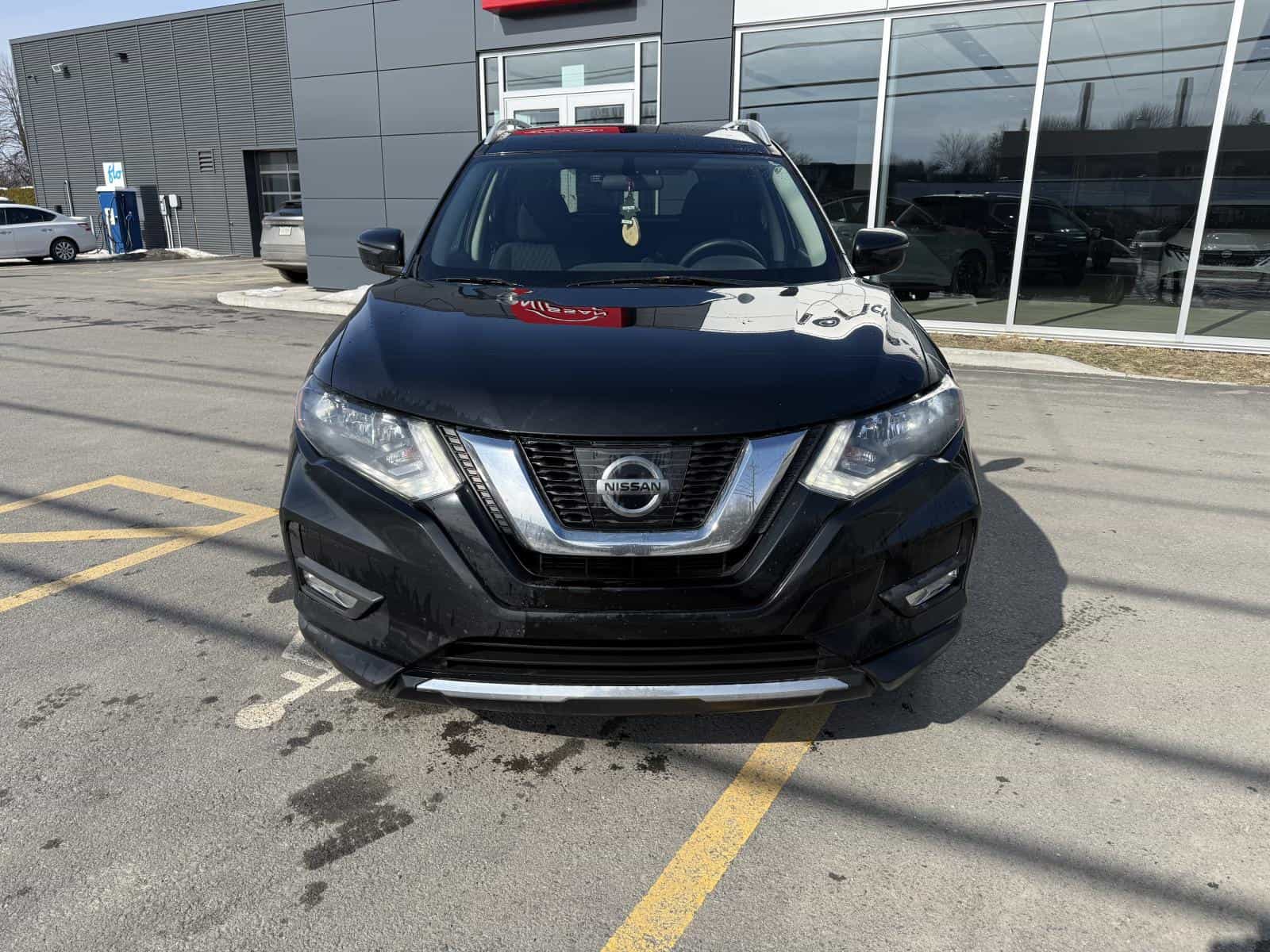 Image 3 Nissan Rogue SV 2017