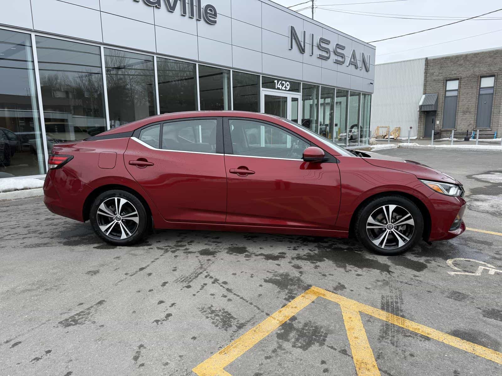 Image 9 Nissan Sentra SV 2021