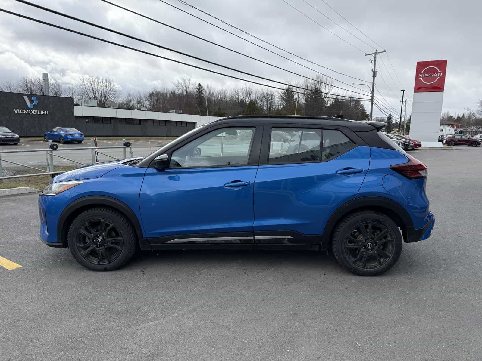 2022 Nissan Kicks SR - Image 5