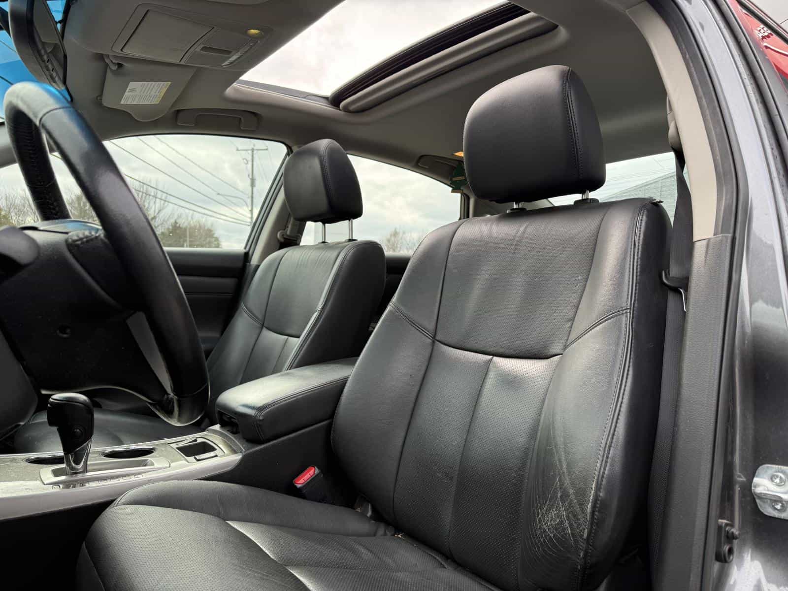 2014 Nissan Altima SL - Image 11