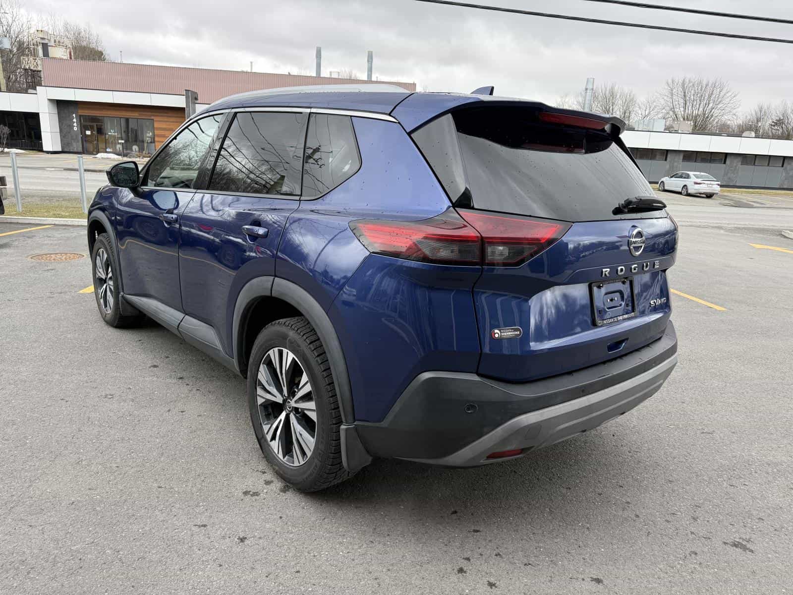 Image 6 Nissan Rogue SV 2021