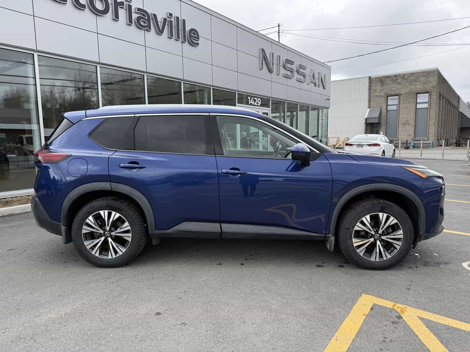 Image 9 Nissan Rogue SV 2021