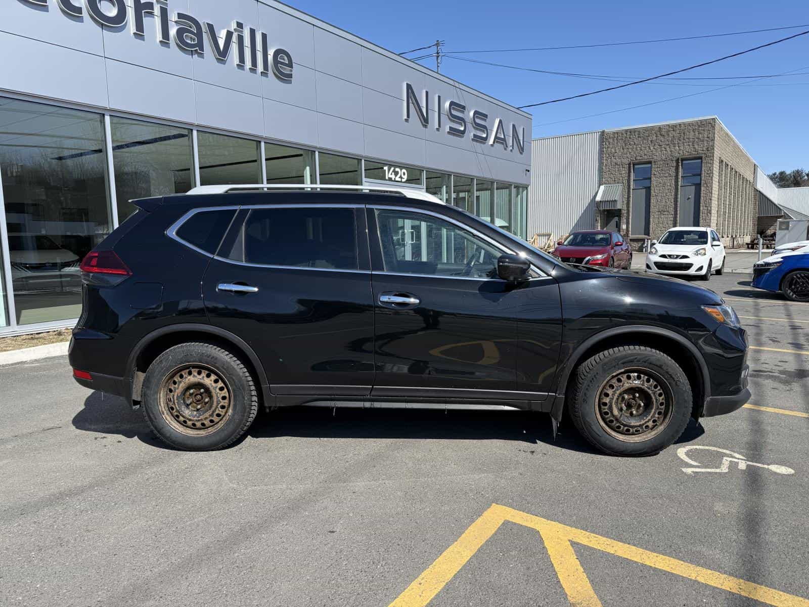 Image 9 Nissan Rogue SV 2020