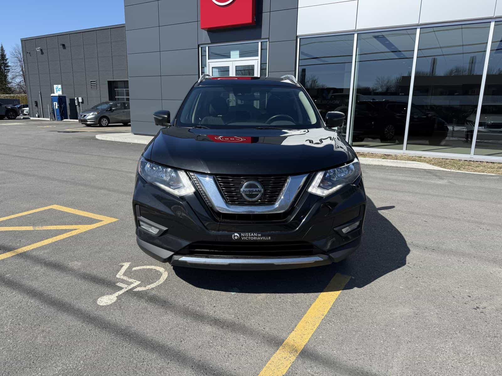 Image 3 Nissan Rogue SV 2020