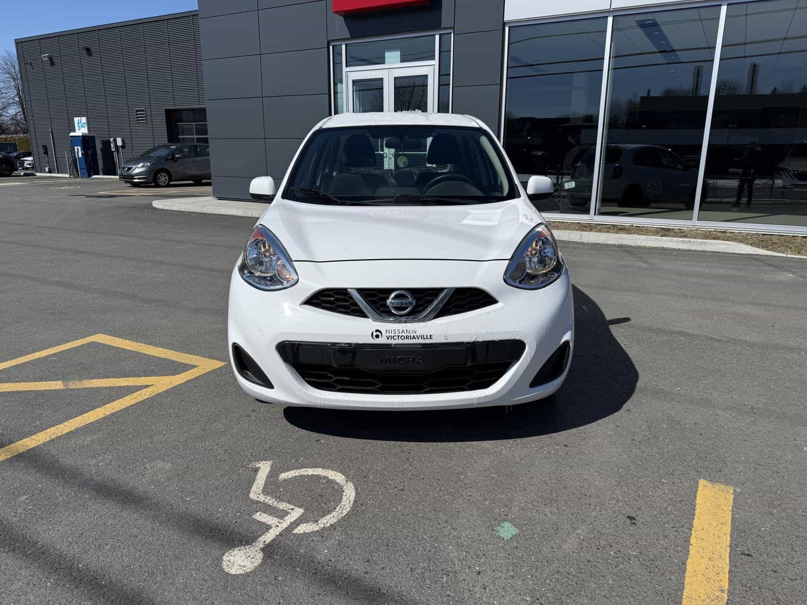 Image 3 Nissan Micra SV 2019