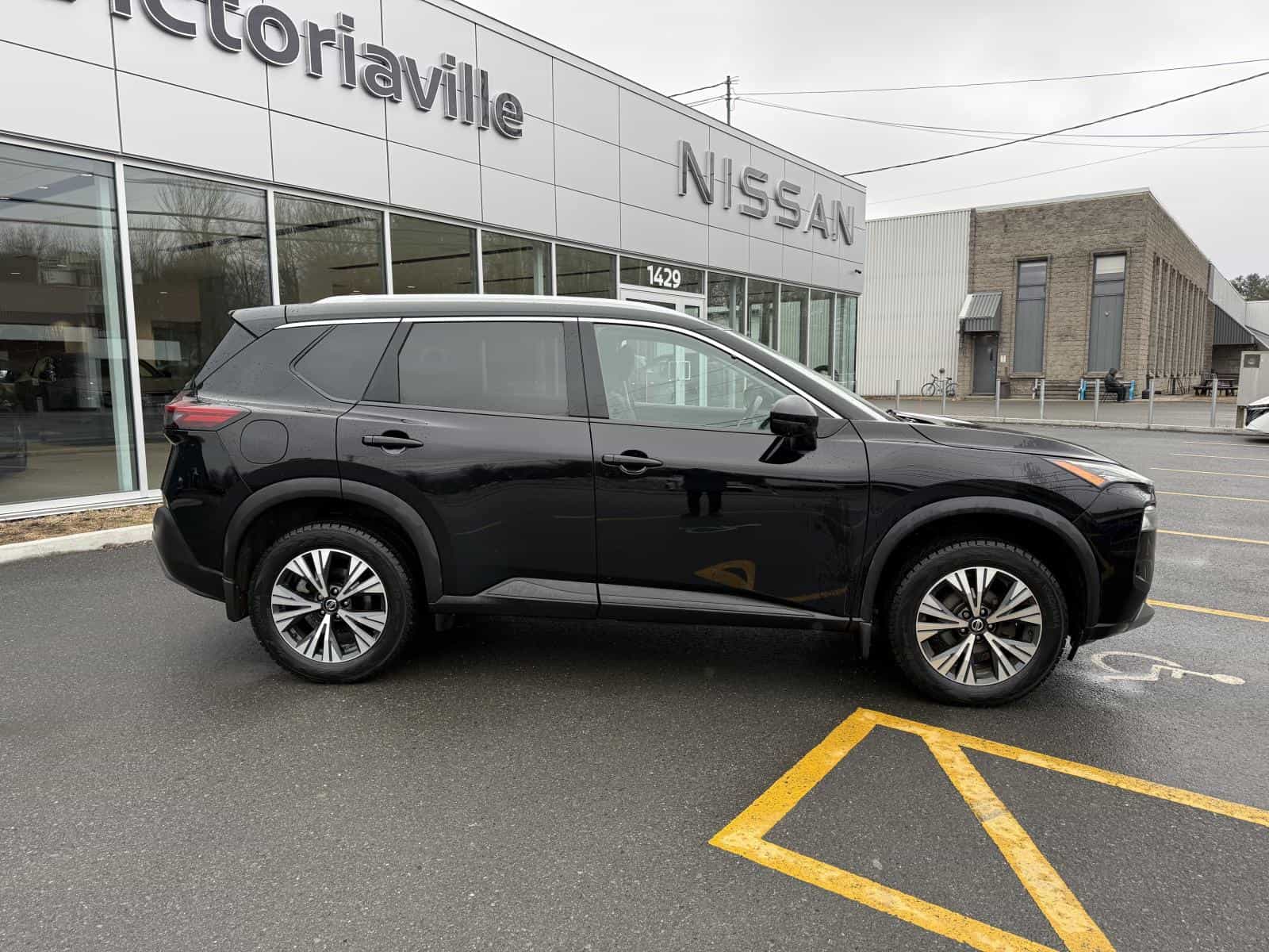 Image 9 Nissan Rogue SV 2021