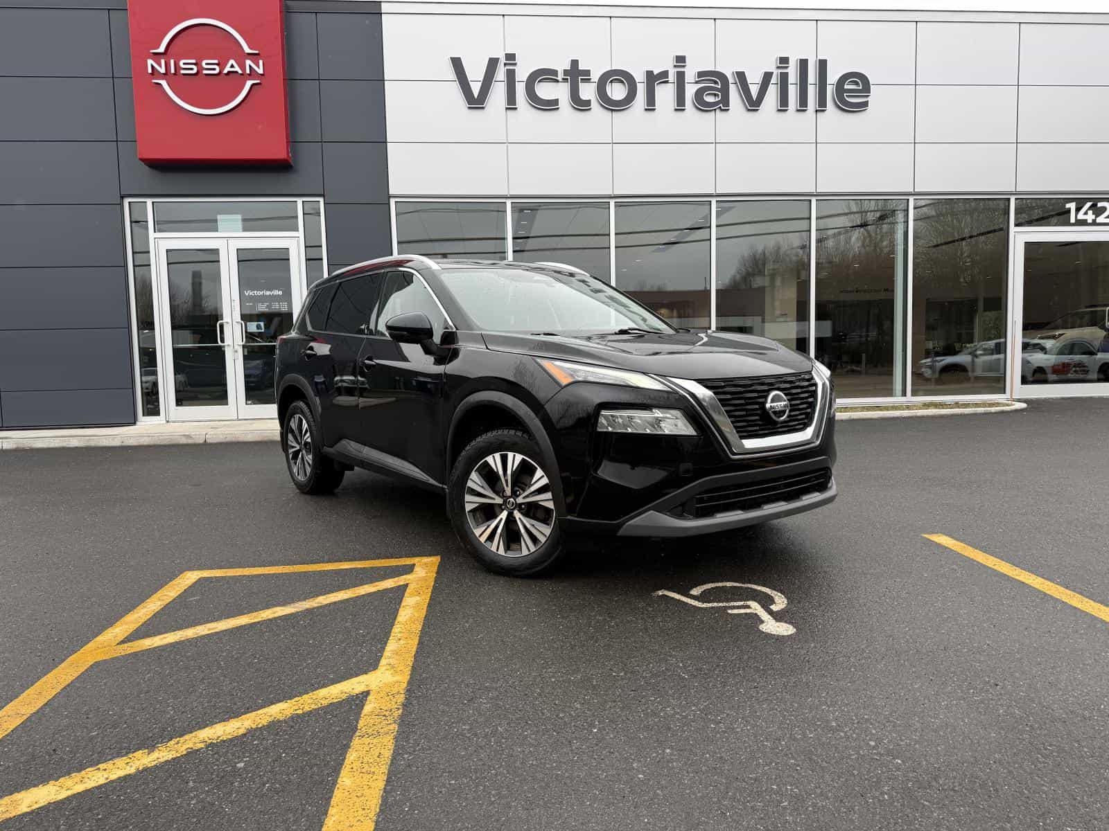 Image 1 Nissan Rogue SV 2021