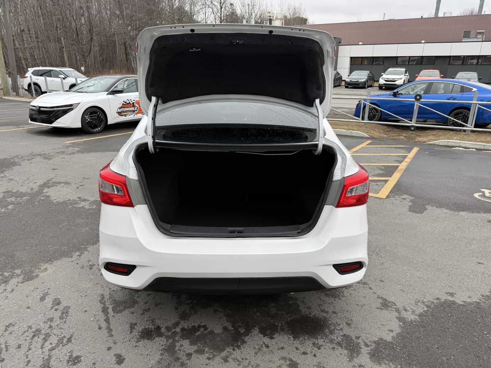 Image 9 Nissan Sentra SV 2019