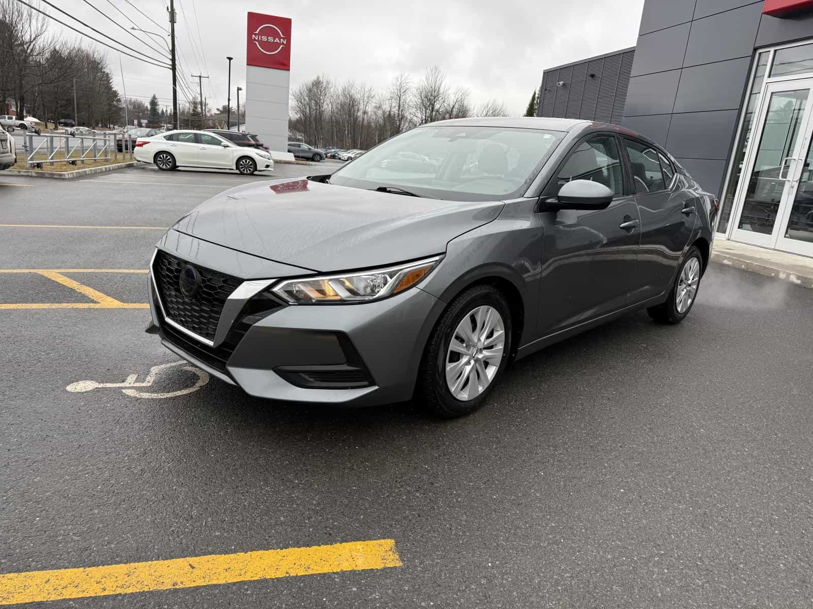 Image 4 Nissan Sentra S 2022