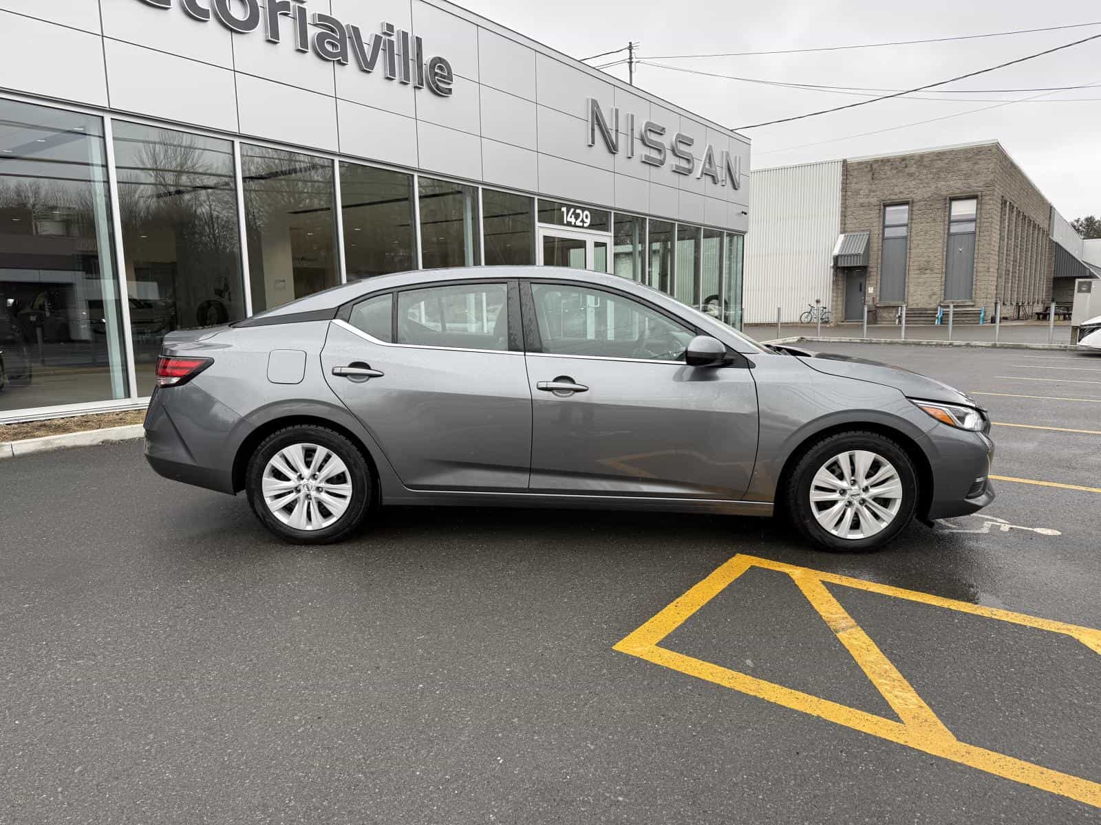 Image 9 Nissan Sentra S 2022