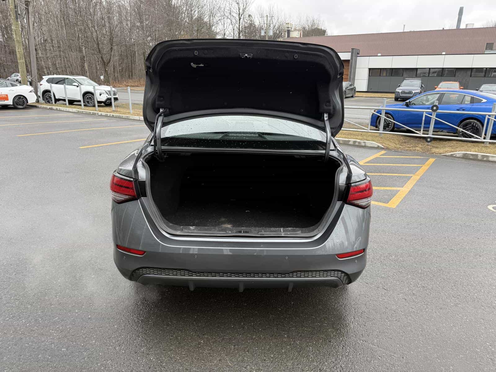 Image 10 Nissan Sentra S 2022