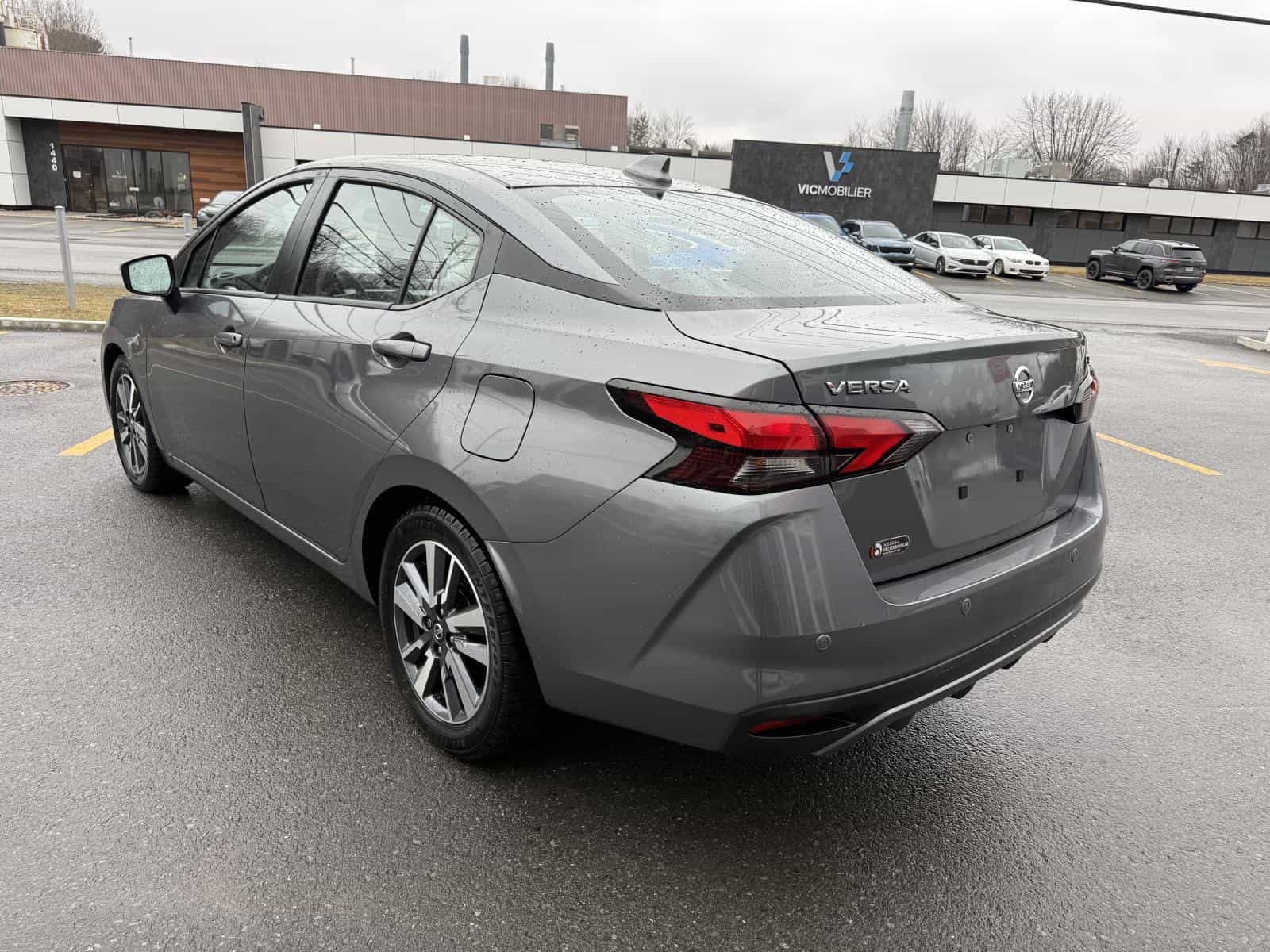 Image 6 Nissan Versa SV 2021