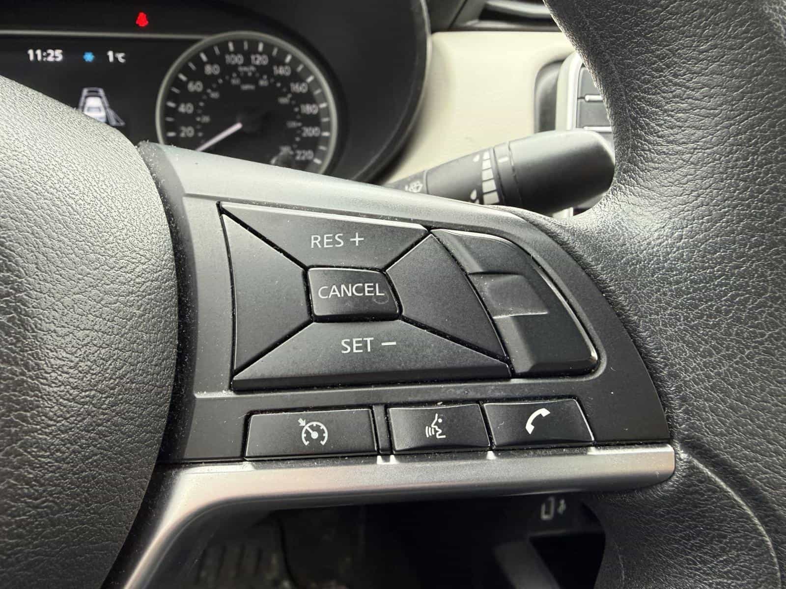 Image 14 Nissan Versa SV 2021