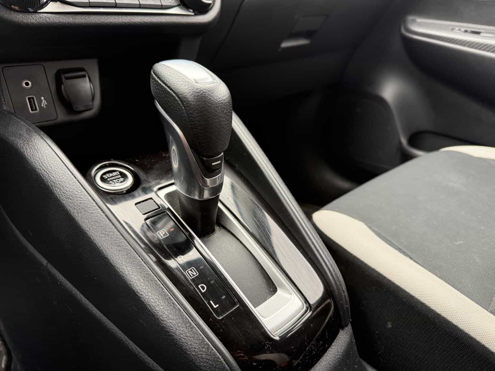 Image 16 Nissan Versa SV 2021