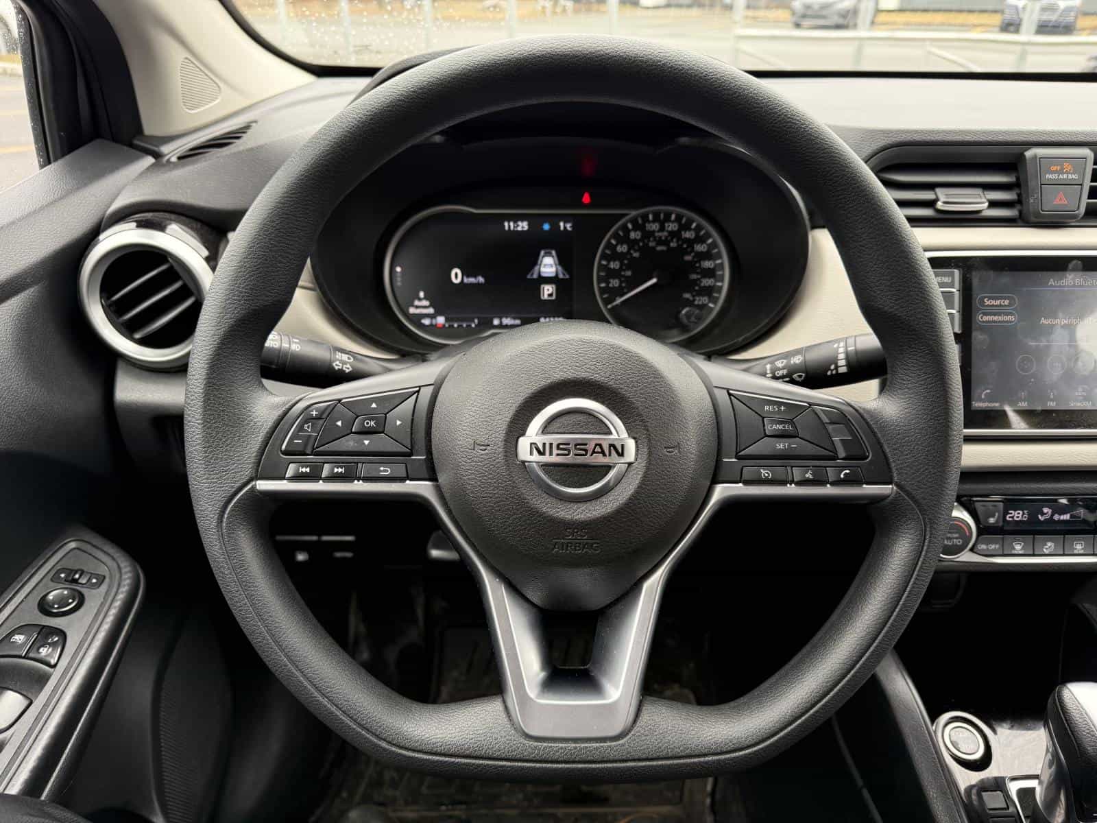 Image 12 Nissan Versa SV 2021