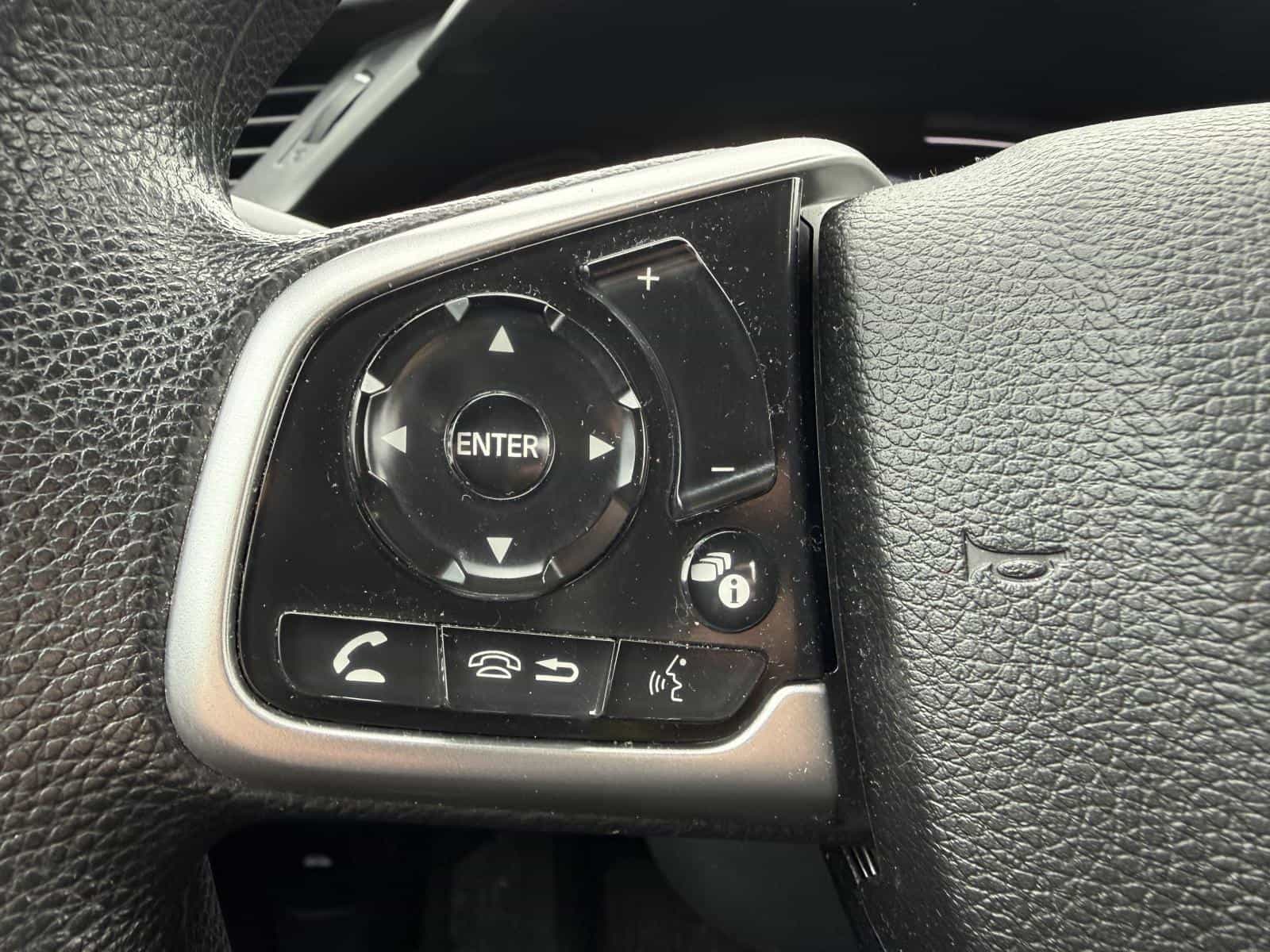 Image 13 Honda Civic LX 2020