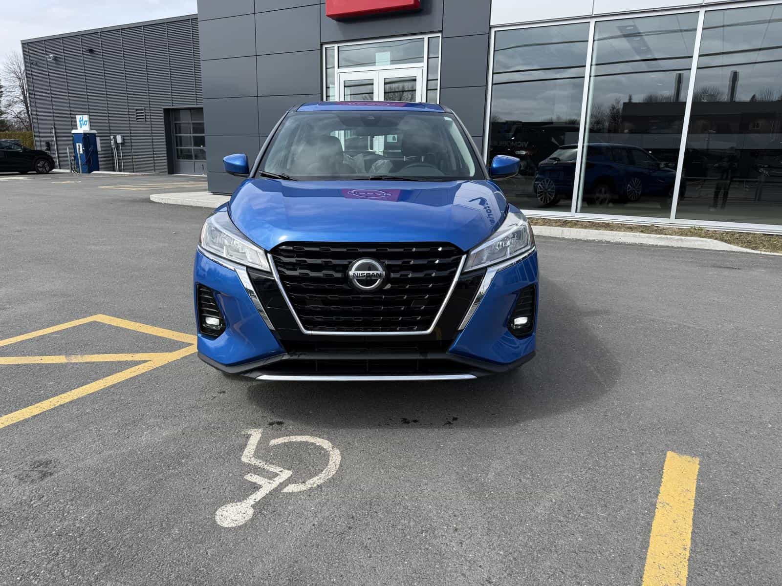 Image 3 Nissan Kicks S 2021