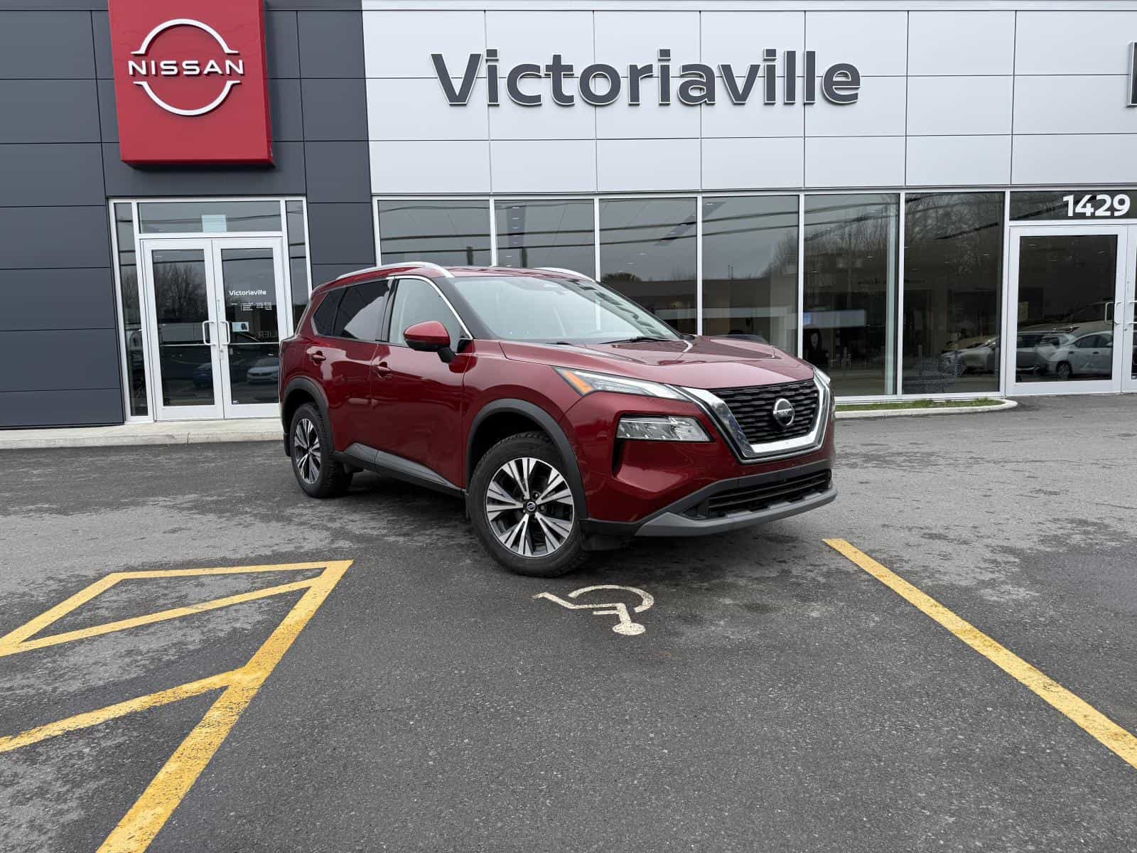 2021 Nissan Rogue SV - Image 1