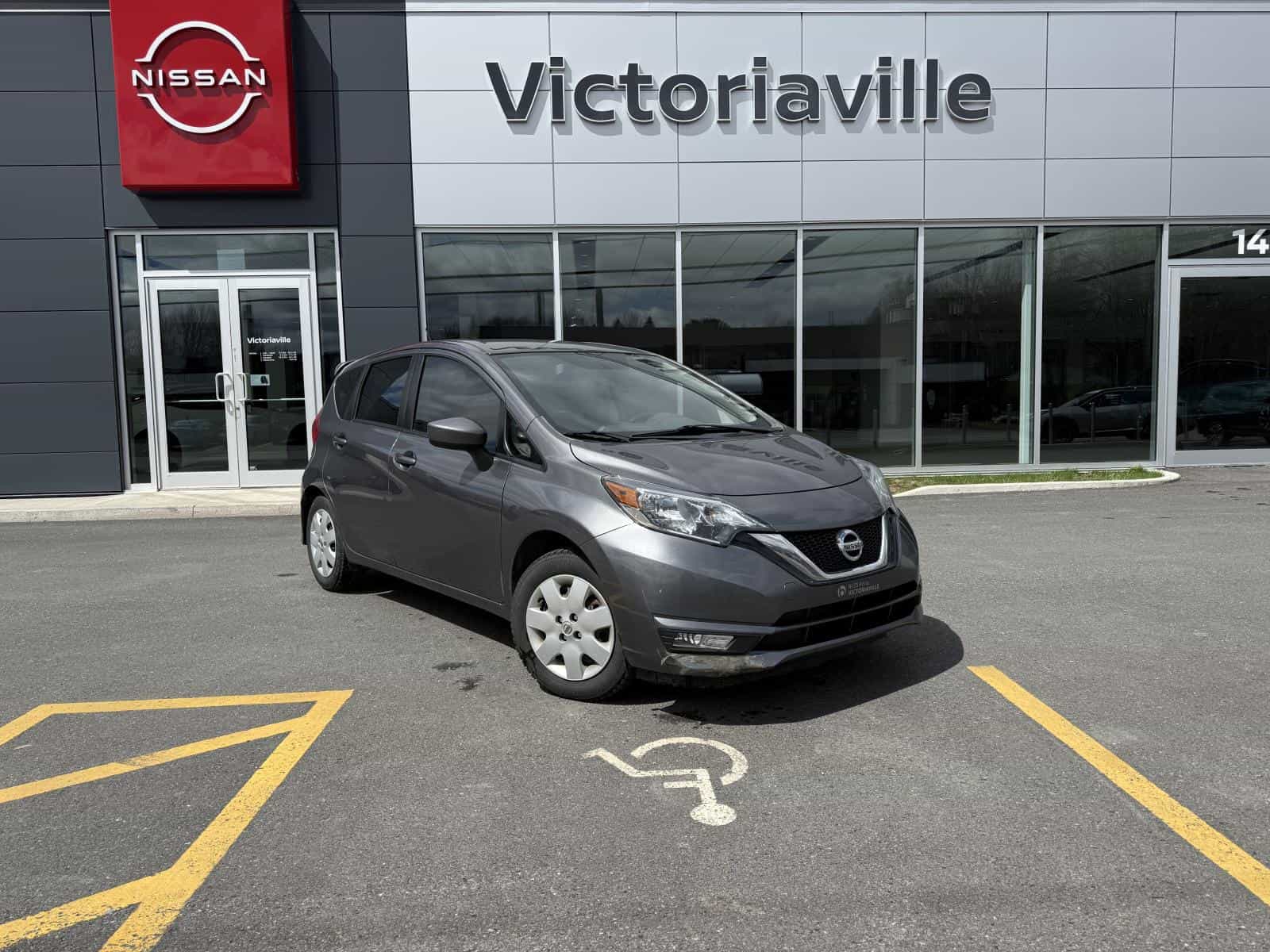 2019 Nissan Versa Note SV - Image 1