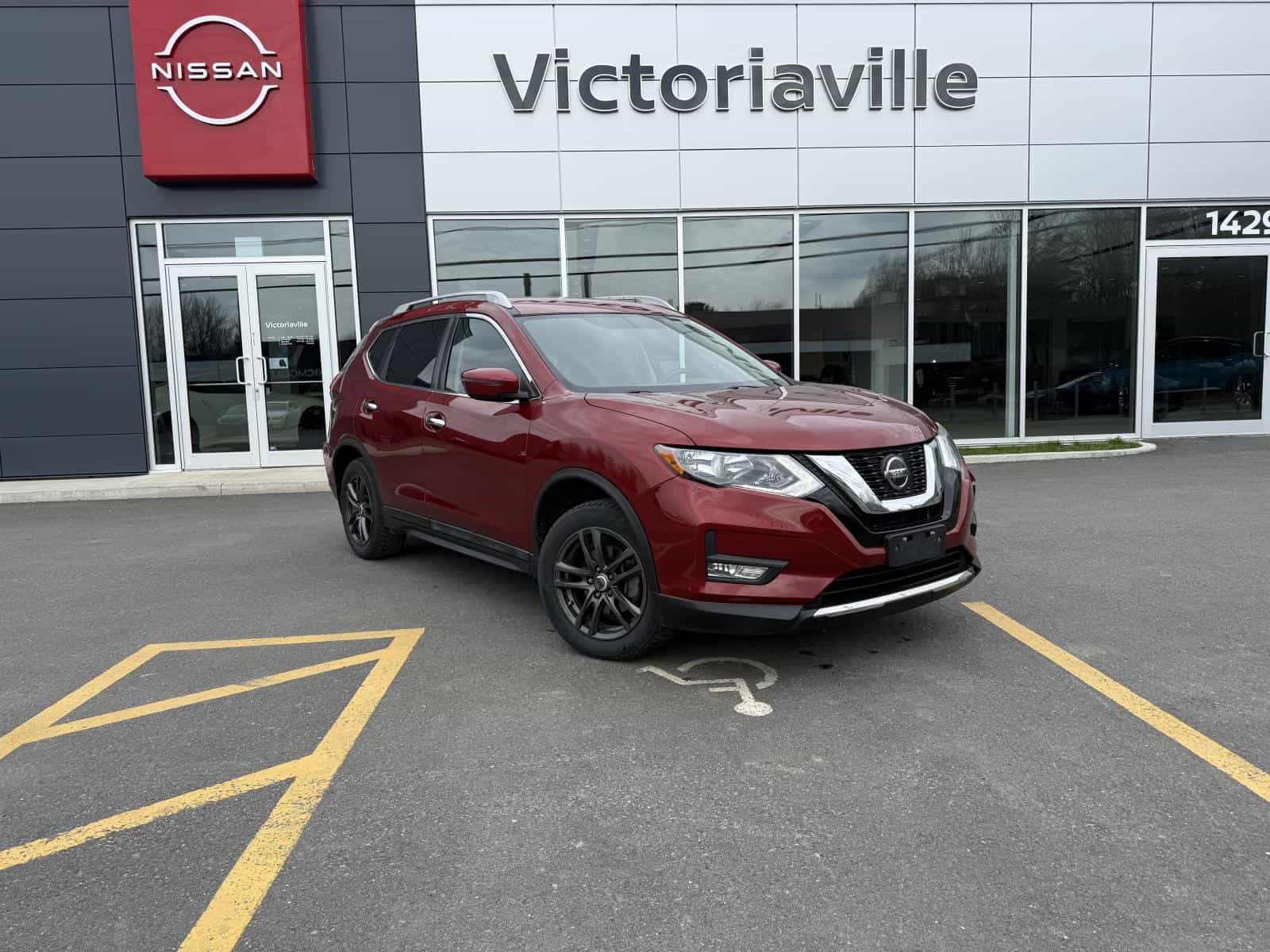2018 Nissan Rogue SV - Image 1