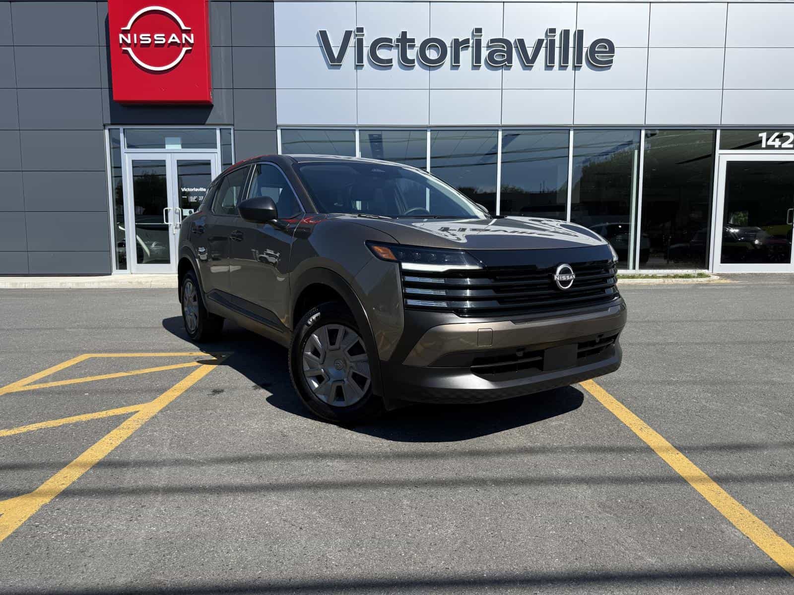 2025 Nissan Kicks S - Image 1