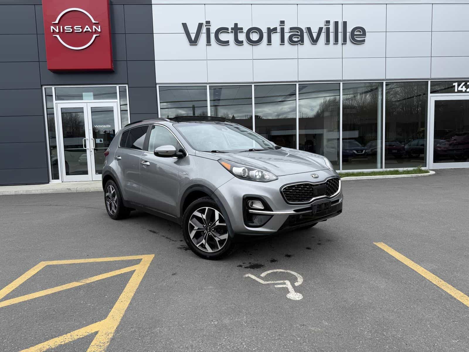 2020 Kia Sportage EX - Image 1