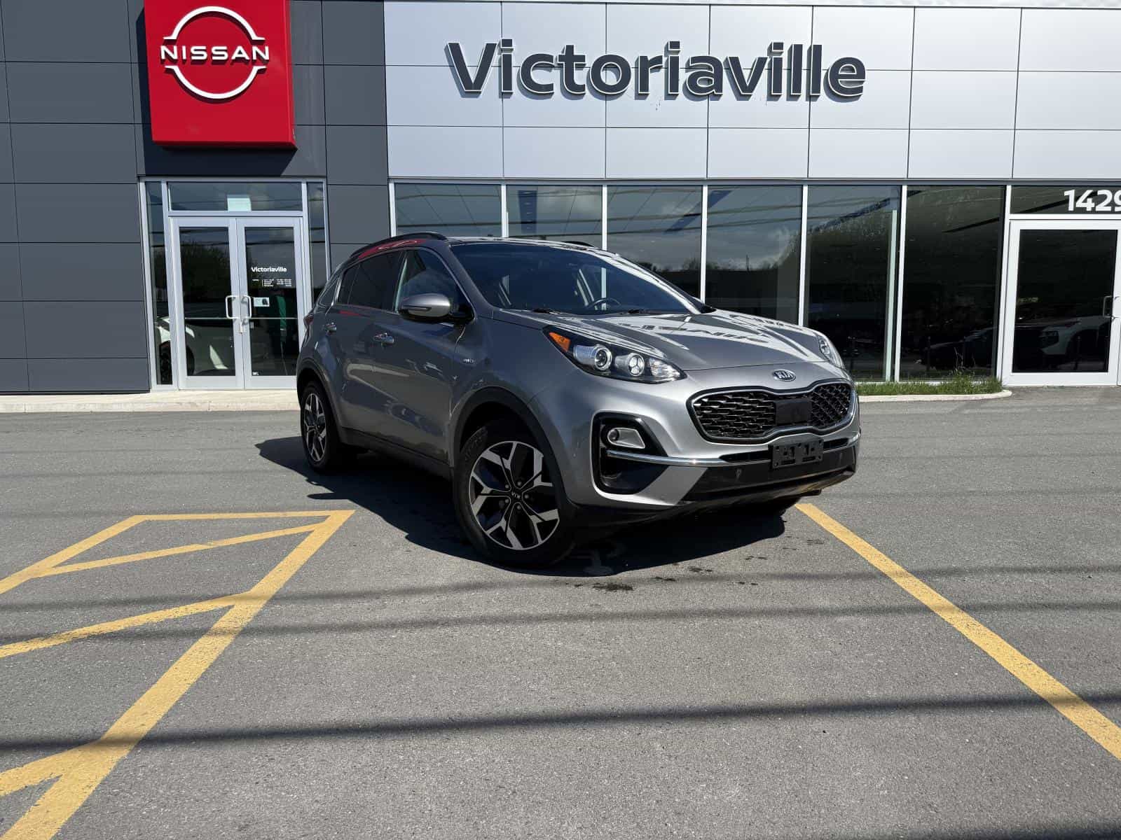 2020 Kia Sportage EX - Image 1