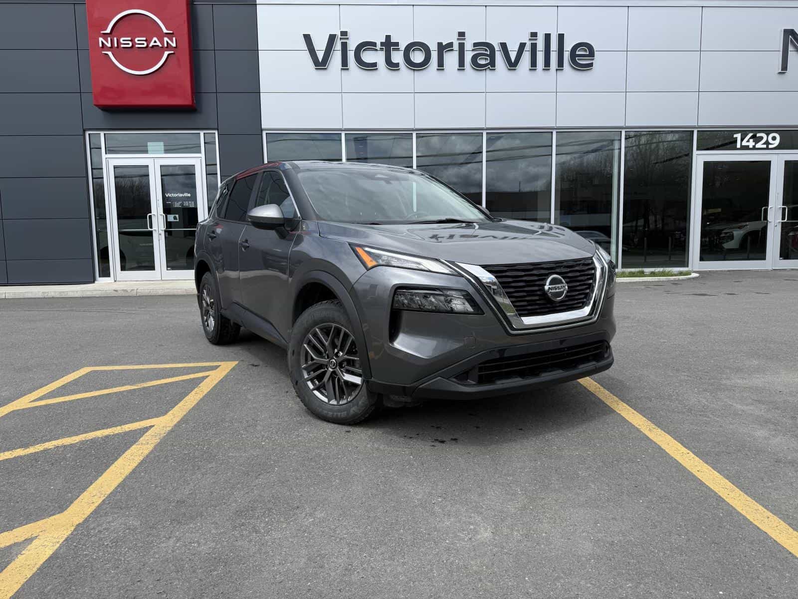 Image 1 Nissan Rogue S 2021