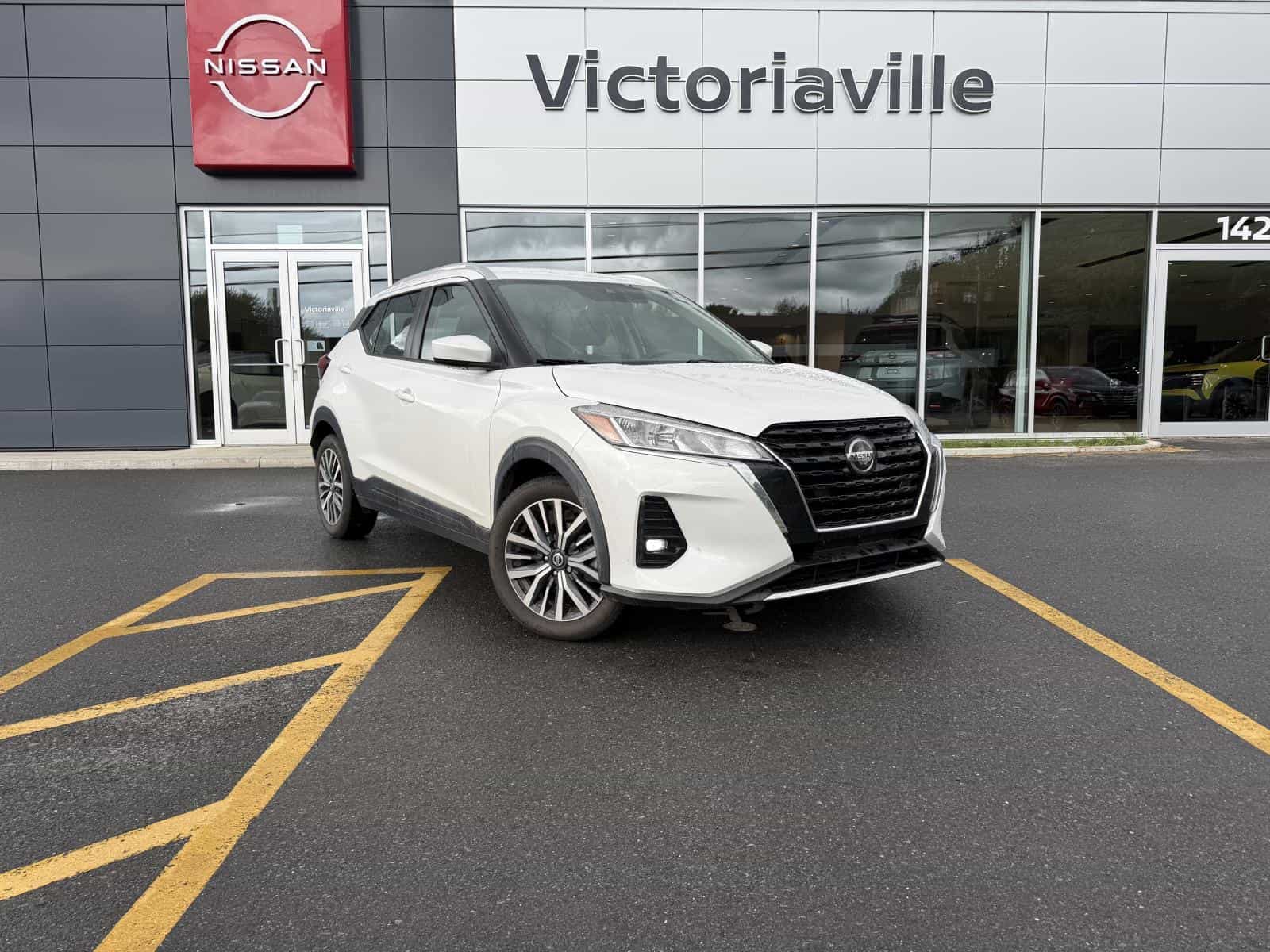 2021 Nissan Kicks SV - Image 1