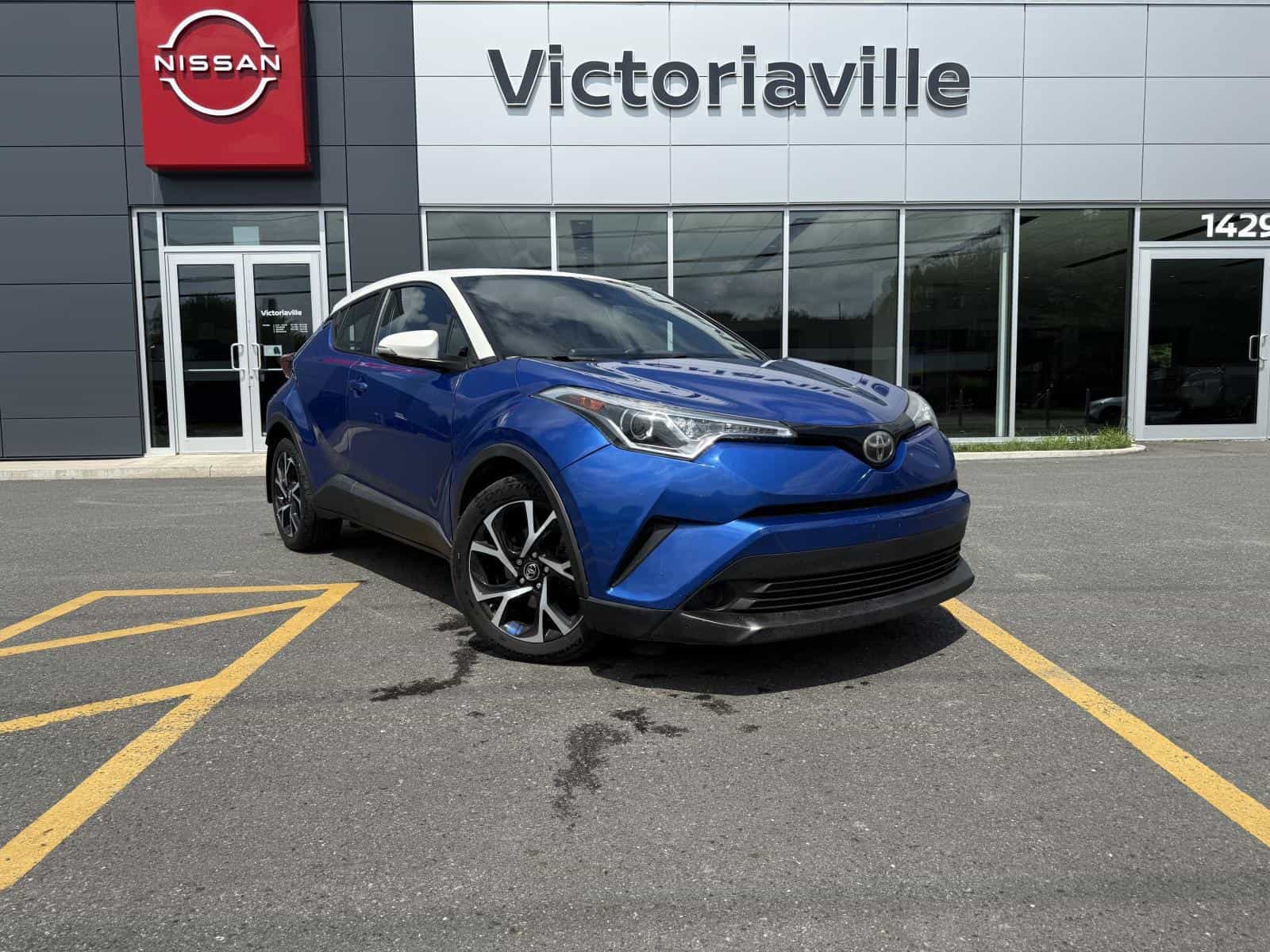 Image 1 Toyota C-HR XLE 2018