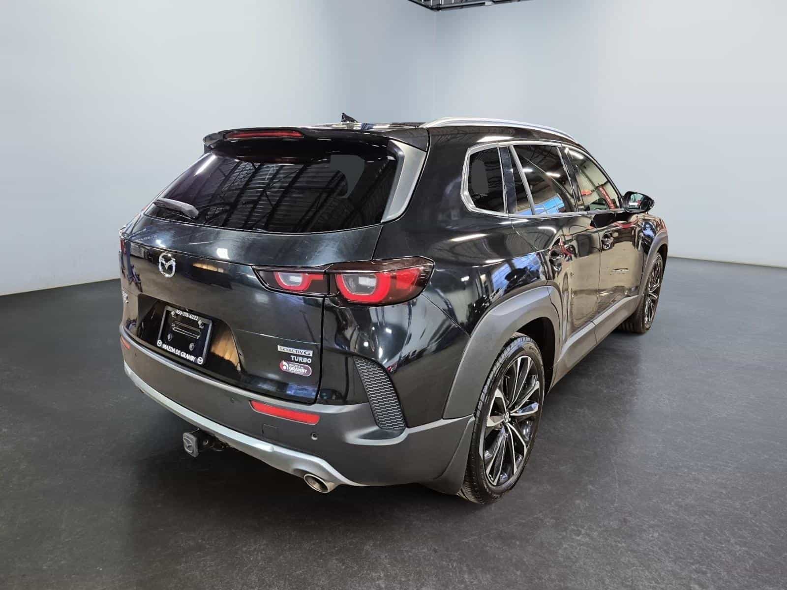 2023 Mazda CX-50 GT w/Turbo - Image 5