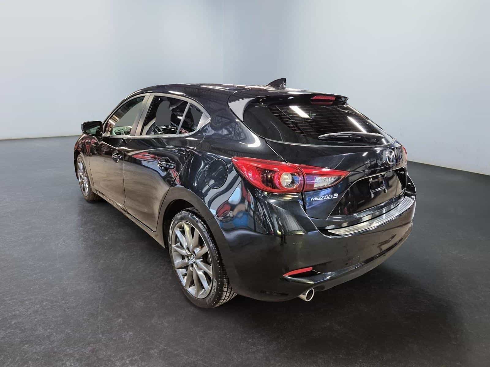 2018 Mazda Mazda3 Sport GT - Image 7