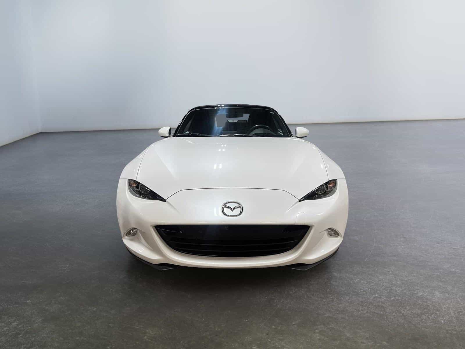 2022 Mazda MX-5 GS - Image 3