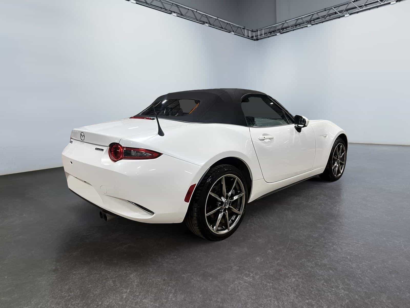 Image 6 Mazda MX-5 GS 2022