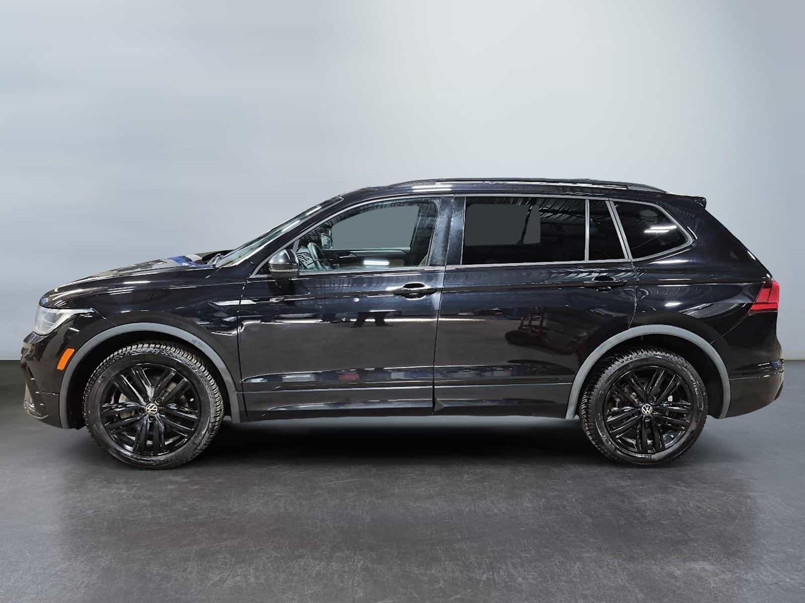Image 9 Volkswagen Tiguan Comfortline R-Line Black Edition 2022