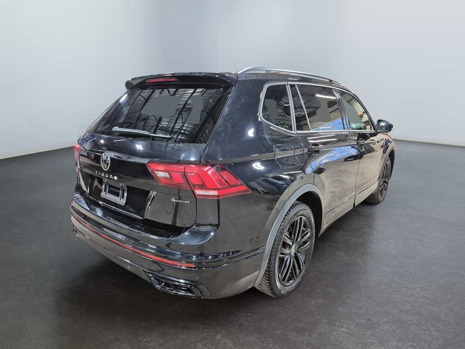 Image 6 Volkswagen Tiguan Comfortline R-Line Black Edition 2022