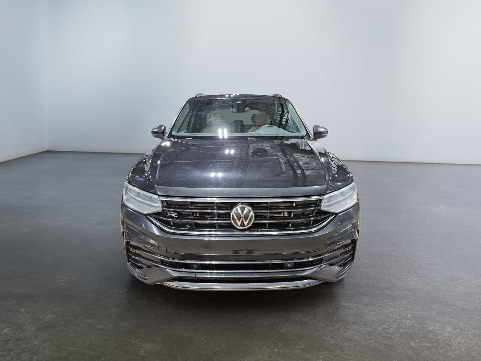 Image 3 Volkswagen Tiguan Comfortline R-Line Black Edition 2022