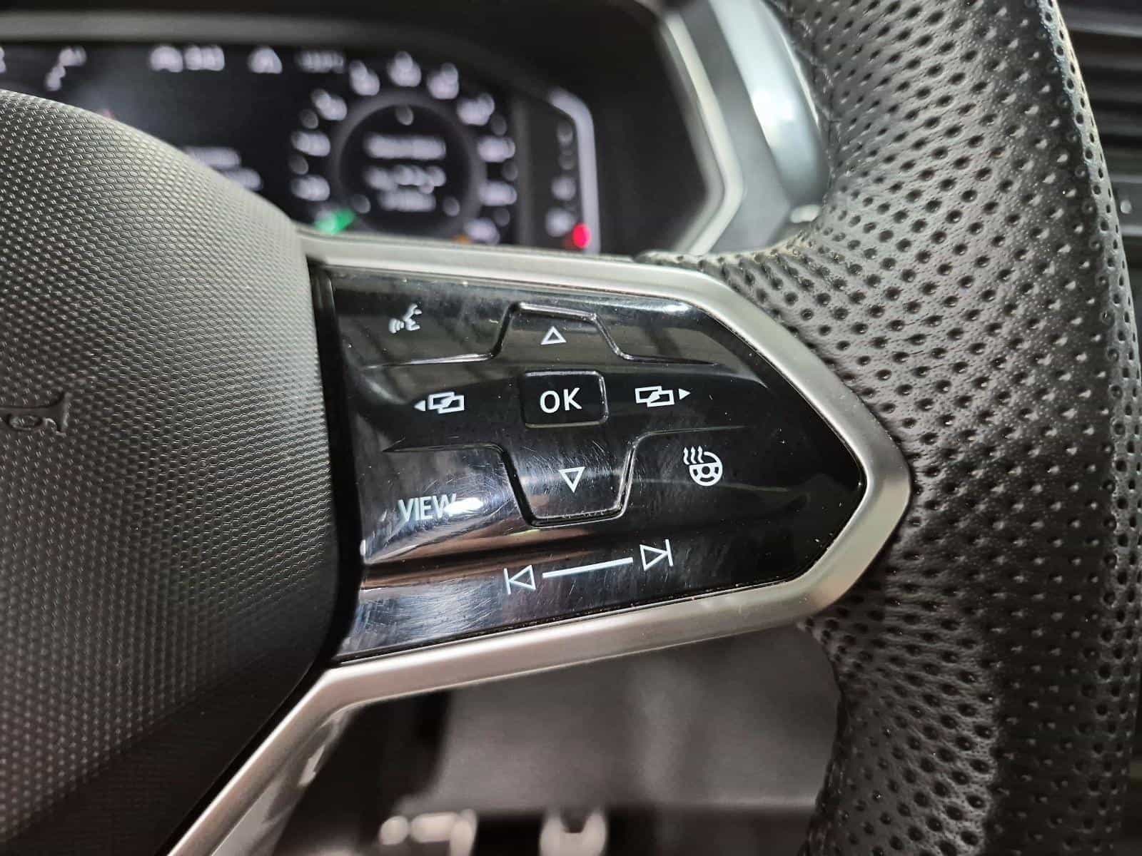 Image 21 Volkswagen Tiguan Comfortline R-Line Black Edition 2022