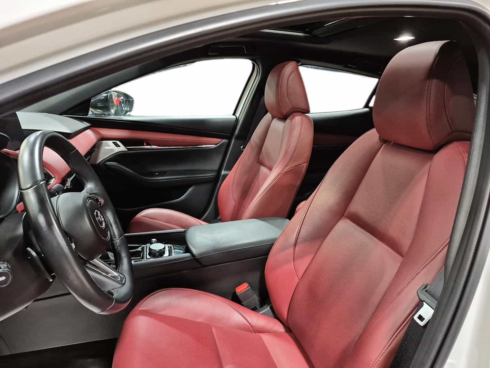 2025 Mazda Mazda3 Sport GT 2.5T - Image 13