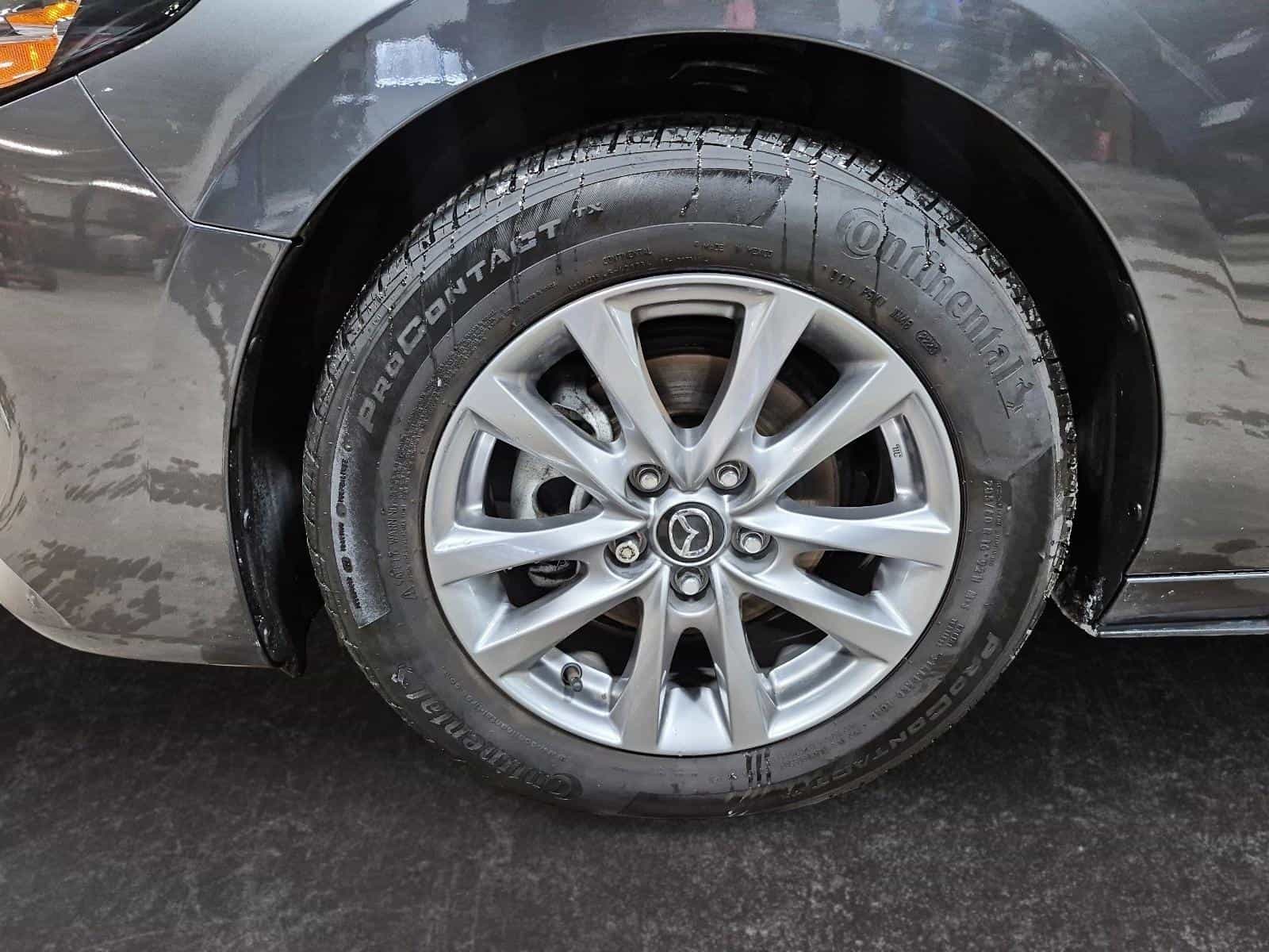 2023 Mazda Mazda3 GX - Image 13