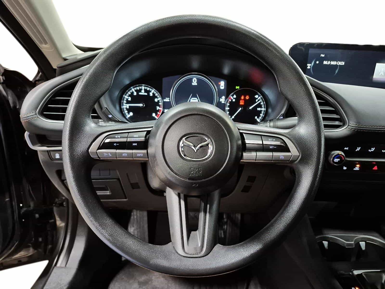 Image 20 Mazda Mazda3 GX 2023