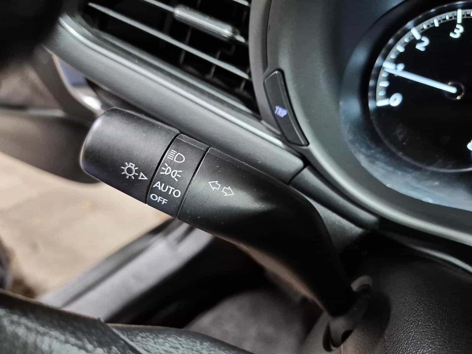 2023 Mazda Mazda3 GX - Image 23