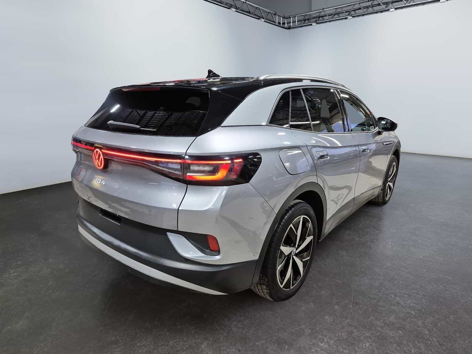 2024 Volkswagen ID.4 Pro S - Image 5