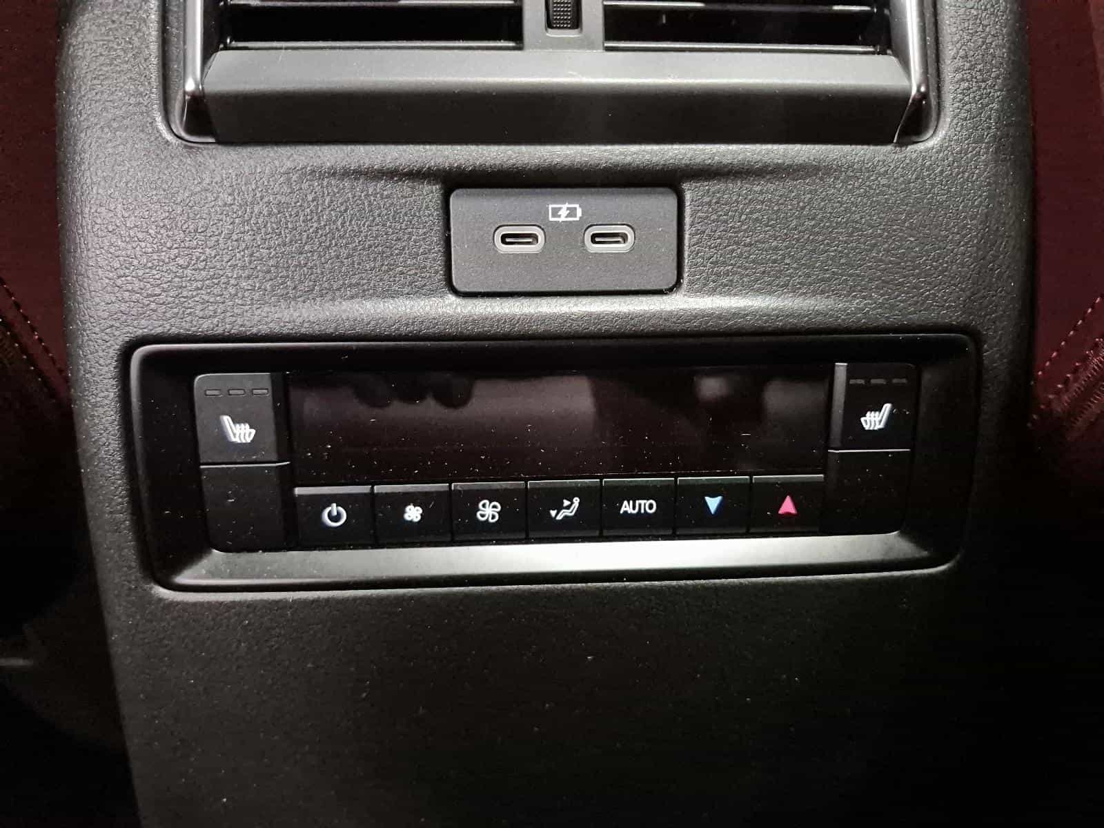 2025 Mazda CX-70 GT PHEV - Image 14