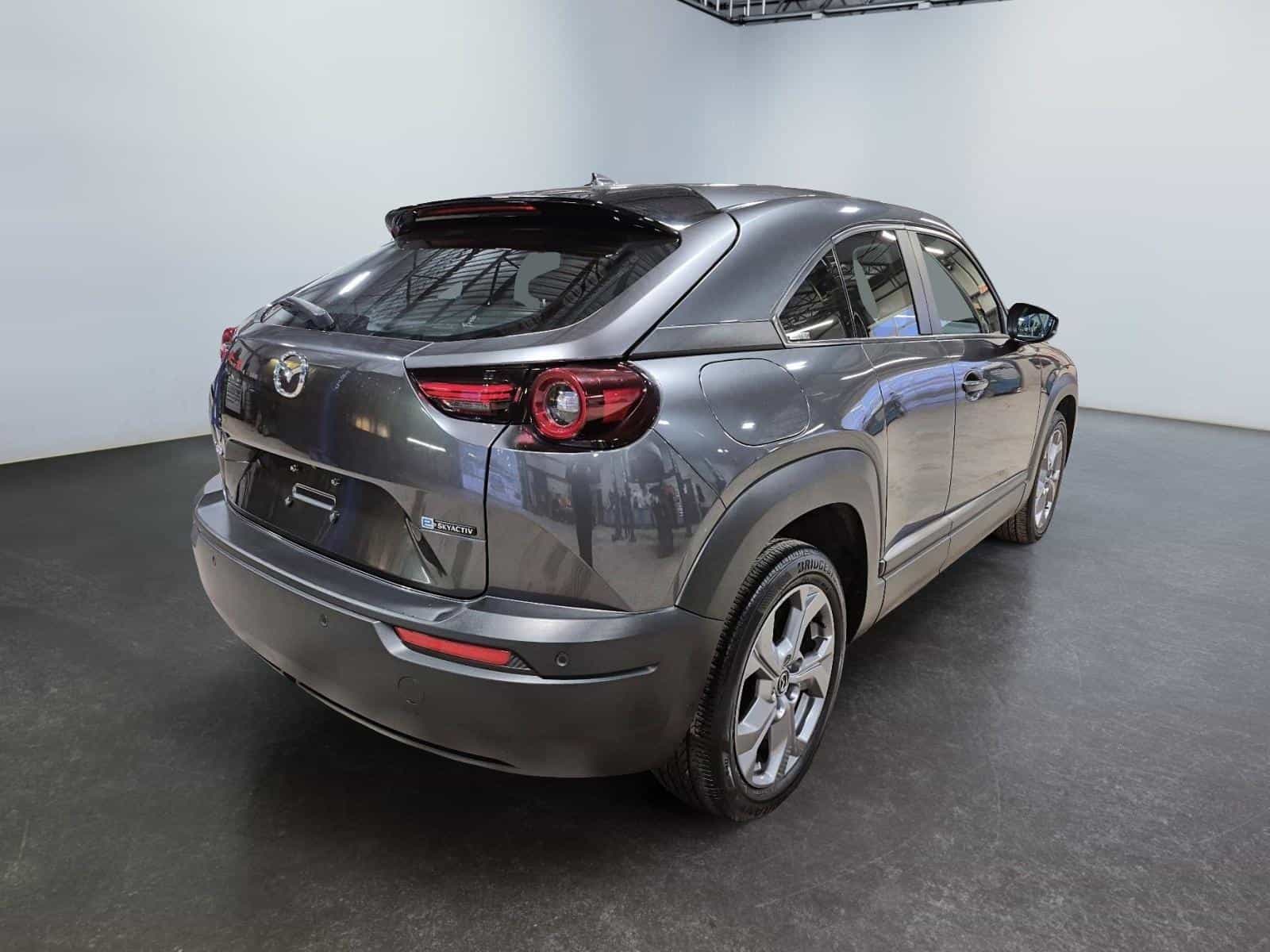 2022 Mazda MX-30 GS - Image 9