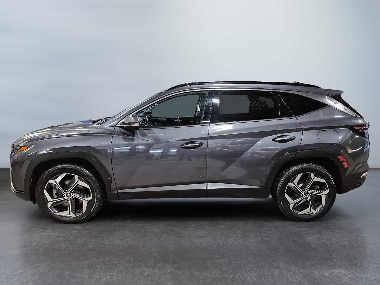 2022 Hyundai Tucson Luxury Hybrid - Image 8