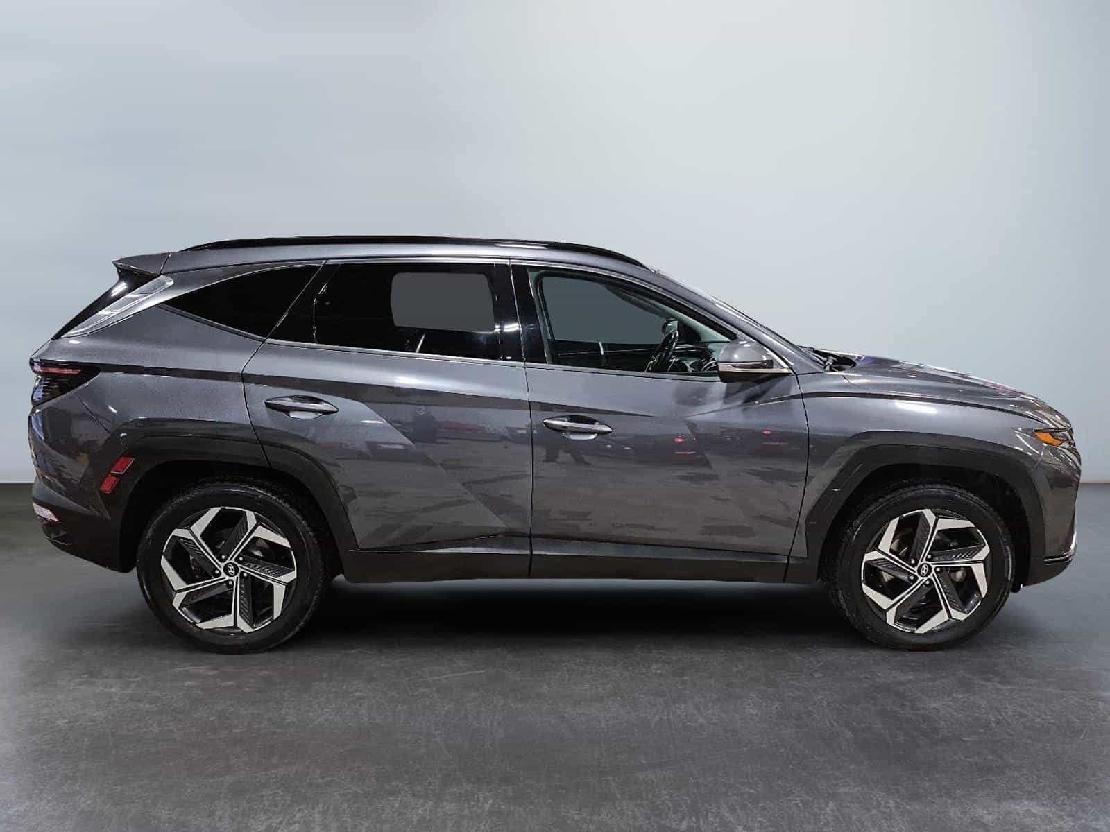 2022 Hyundai Tucson Luxury Hybrid - Image 5