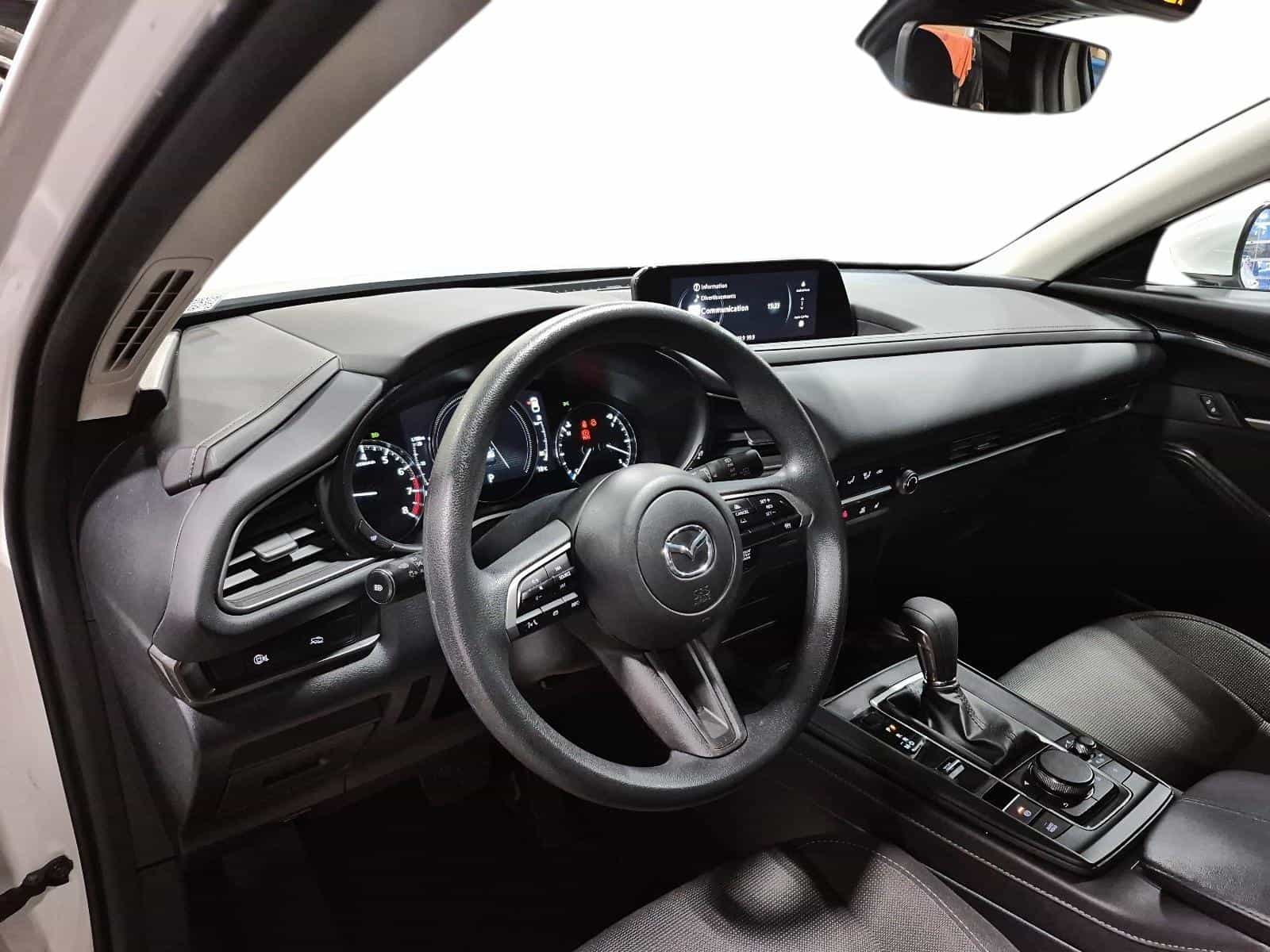 2025 Mazda CX-30 GX - Image 15