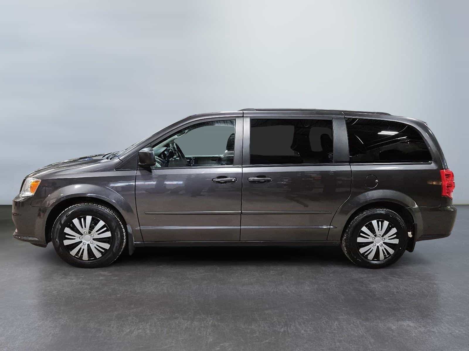 2017 Dodge Grand Caravan SXT - Image 14